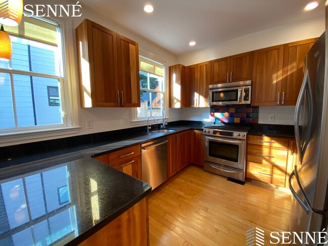 Photo - 267 Norfolk St