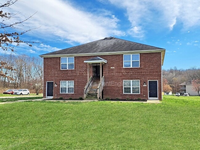 Building Photo - 304 Keeneland Dr Unit 1b