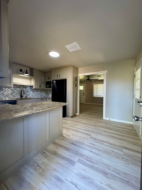 Photo - 705 SE 10th St