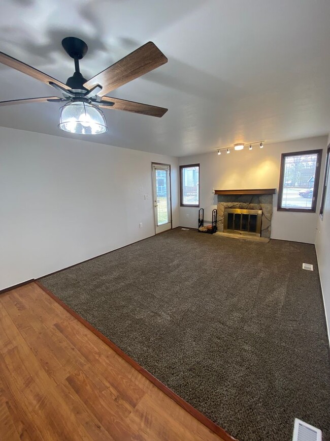Beautifully well maintained (1) bedroom, (... - Beautifully well maintained (1) bedroom, (... Condo Unit C203
