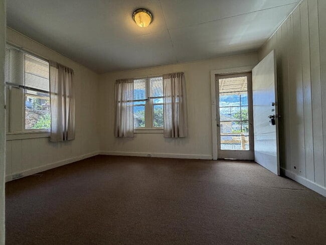 Photo - To register for the showing time, note the 4 digit code: 3943 and click "APPLY NOW."(mobile:orang...