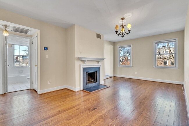 Photo - Charming Top-Floor 1BR/1BA in Old Town’s Premier Canal Place