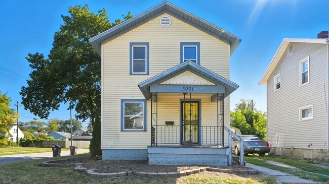 Building Photo - NEW LISTING! 2 Bedroom home!