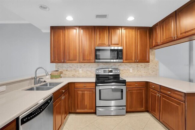 Photo - 7040 Key Haven Rd Unit 605