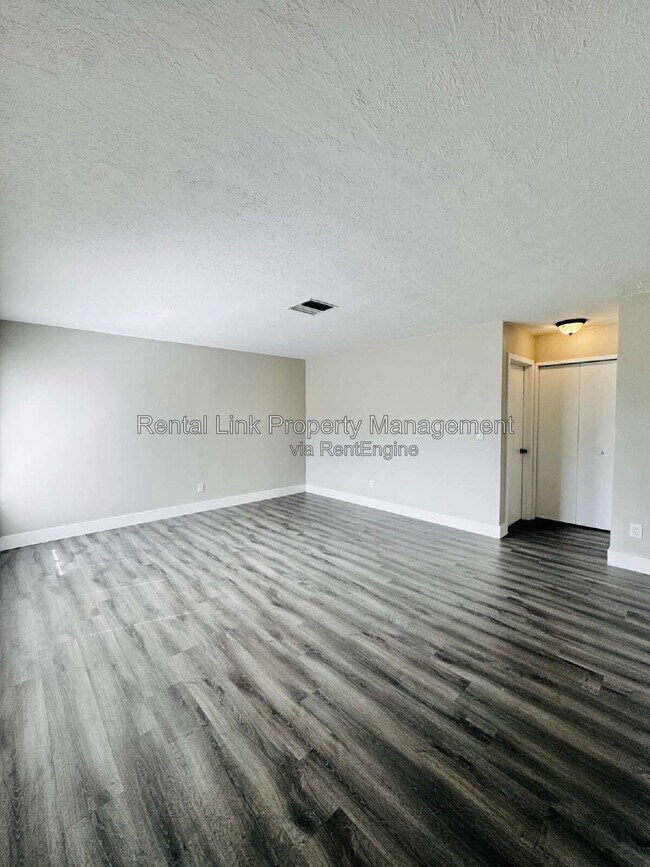 Photo - 4107 SE 18th Pl