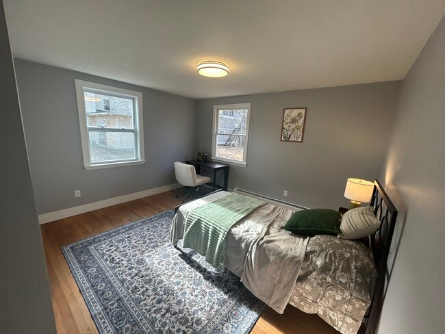 Building Photo - 36 Taylor St