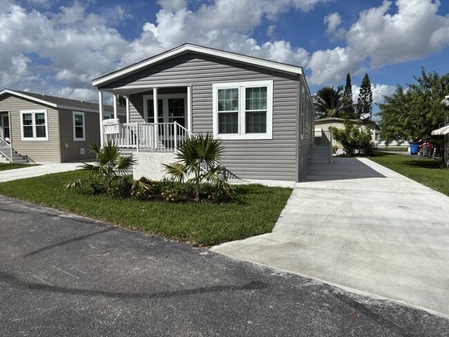 Photo - 5257 SW 32nd St