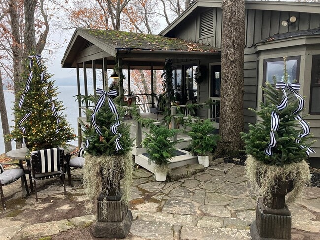 Photo - 1500sf Lake Cabin Vacation/Staycation Rental Lk