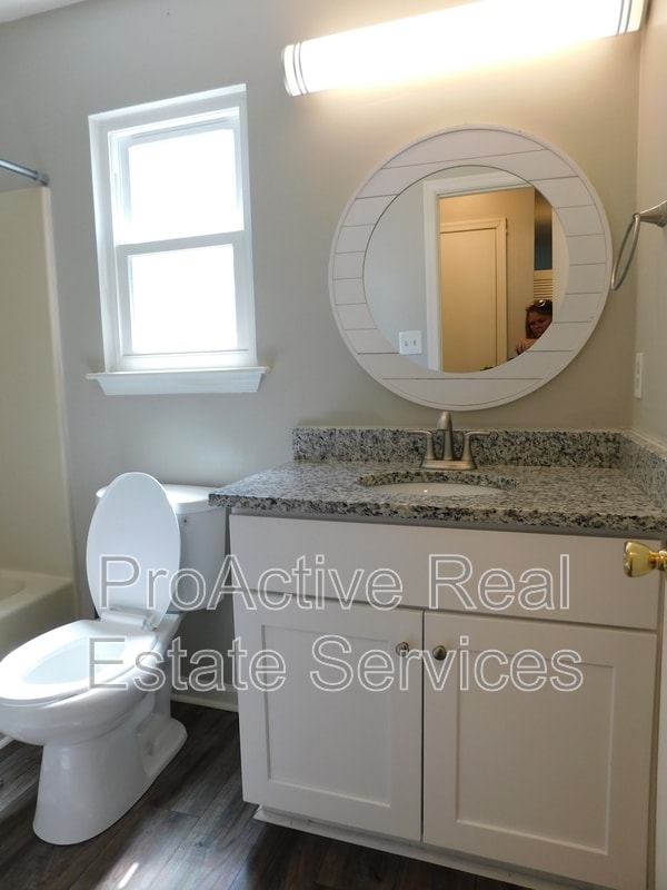 Photo - 1433 Drumheller Dr