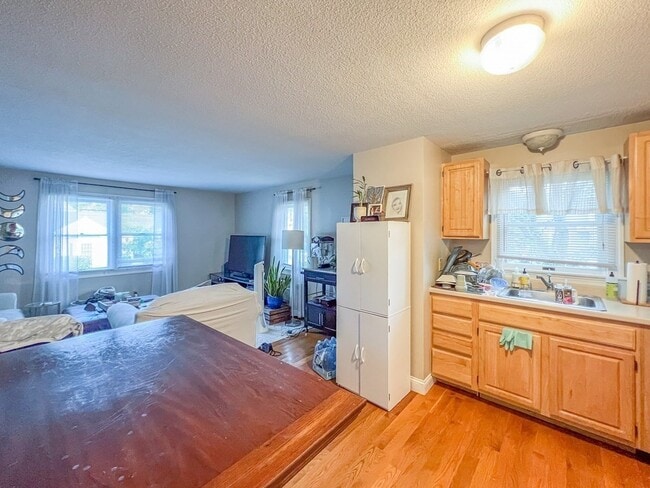 Photo - 18 Germain Ave Unit 3