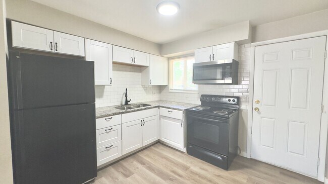 Photo - 2915 Straus Ln Unit 4