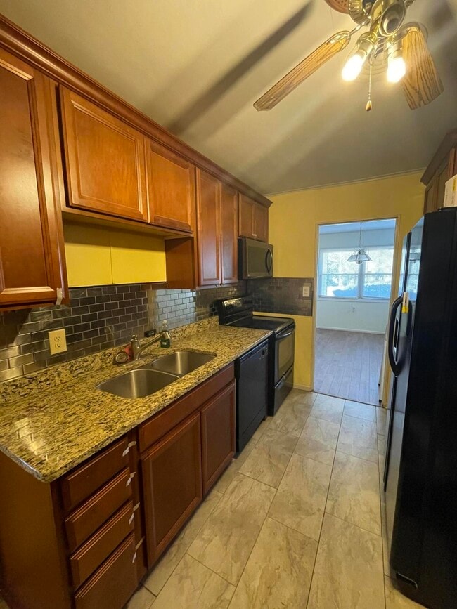 Photo - 3425 Trolley Line Rd