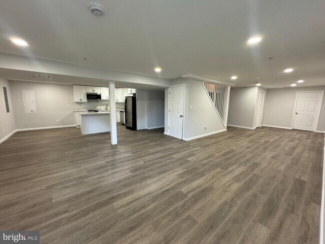 Photo - 6900 Ironbridge Ln