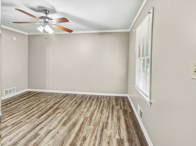 Photo - 4412 Bryant Dr SW