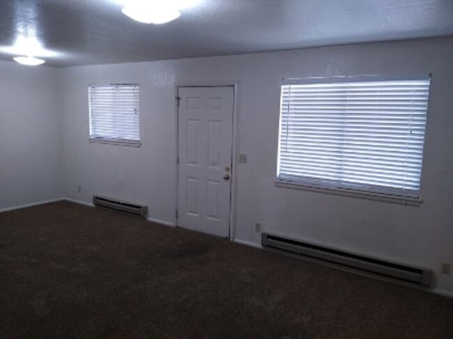 Photo - 2 bedroom 1 bath apartment very close to SUU! Unit 117 South 100 West