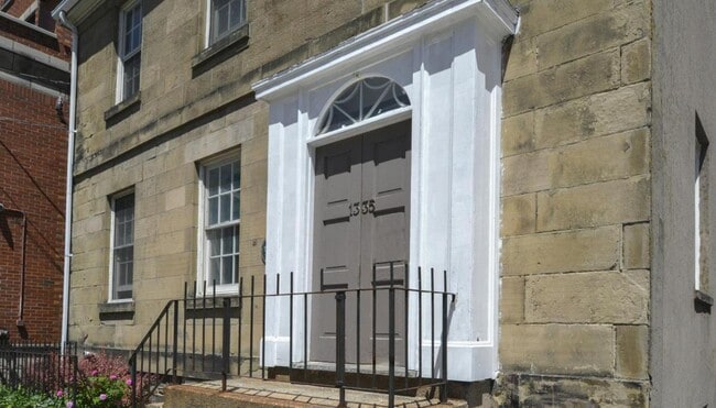 Photo - 1335 Hollis Street