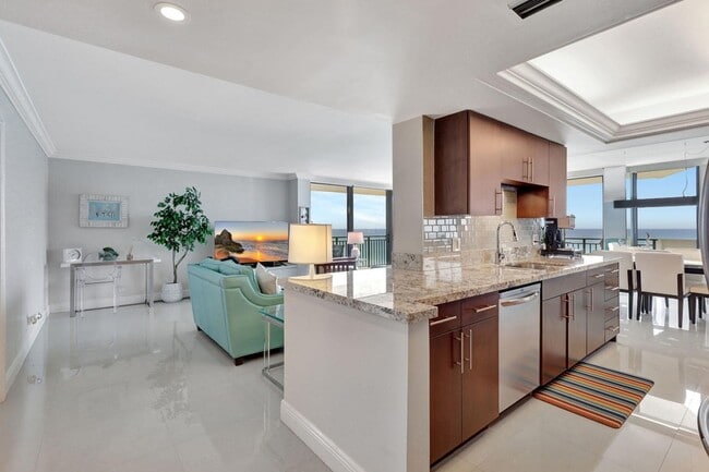 Photo - 5460 N Ocean Dr Unidad 7A