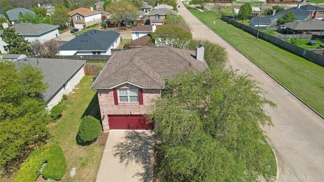 Photo - 1921 Southridge Ln