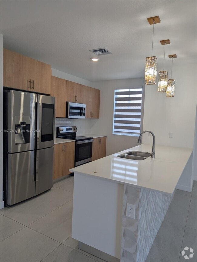 Building Photo - 24721 SW 112th Ct Rental