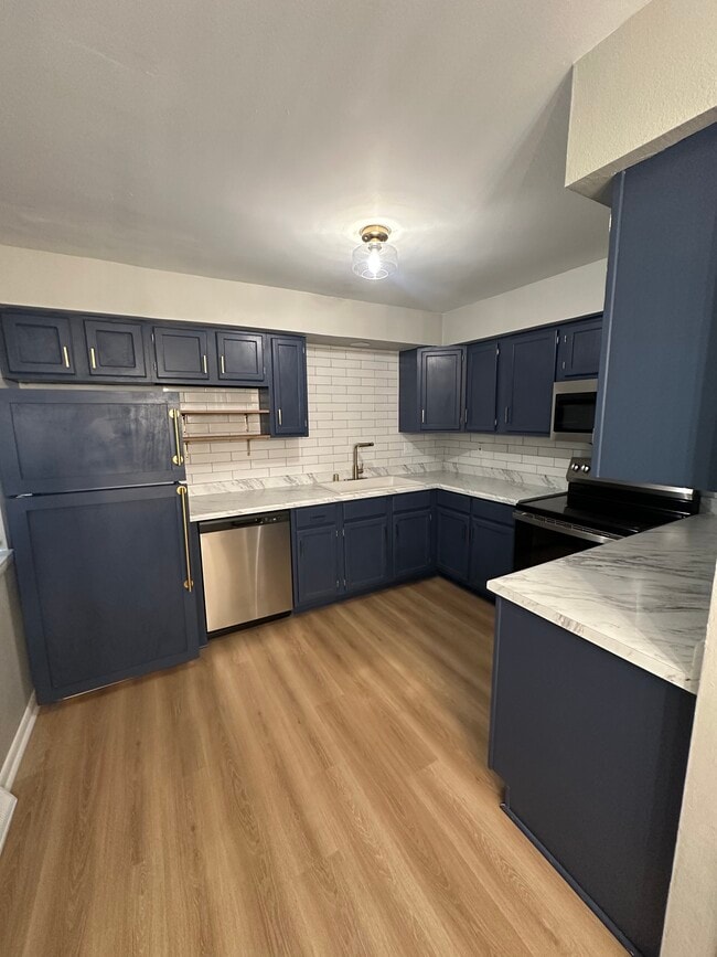 Photo - 5155 N 28th St Unit Quadplex lower