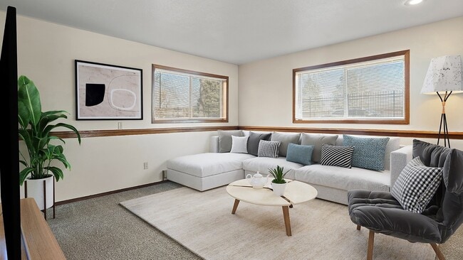 Photo - Rimrock West Apartments