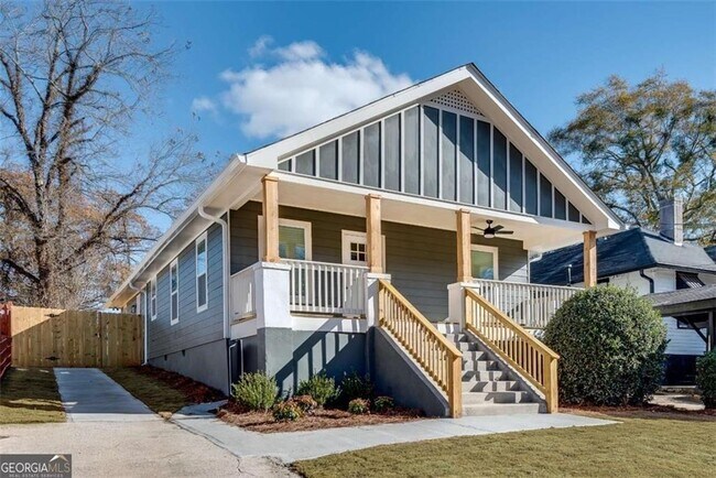 Photo - 1078 Hobson St SW