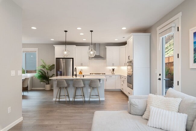 Photo - Newly Remodeled 4bed/2.5bath Home in Gig Harbor!