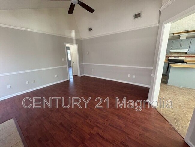 Photo - 3909 Almon Dr