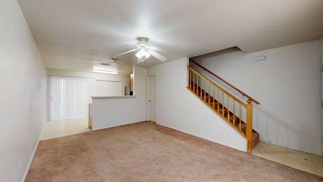Photo - 2 BEDROOMS TOWNHOUSE STYLE WITH NEW STAINLESS STEEL APPLIANCES!!!!