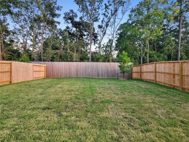 Building Photo - 3054 Mallorca Dr