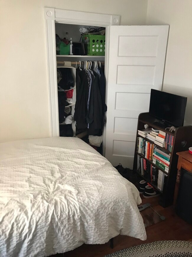 Photo - 19 Warner St