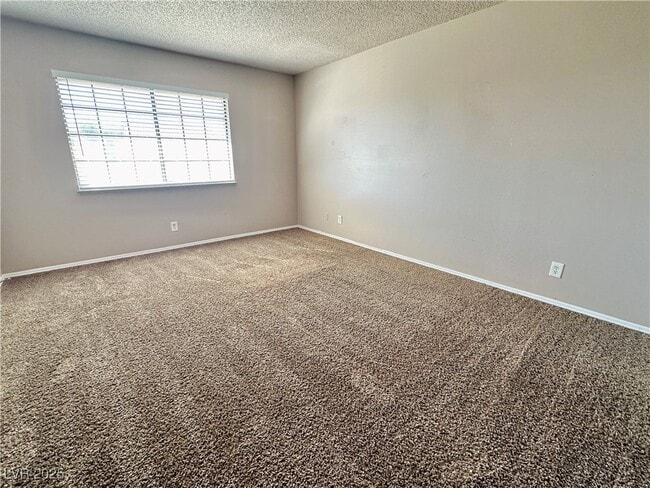 Building Photo - 6712 Reggie Cir