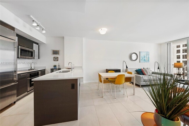 Photo - 55 SE 6th St Unit 1708