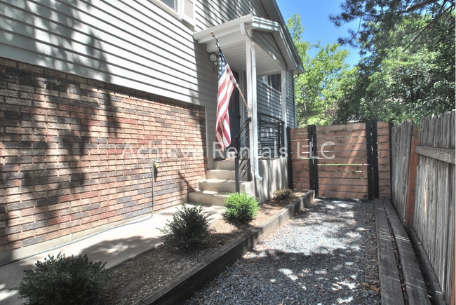Photo - 106 River Heights Blvd
