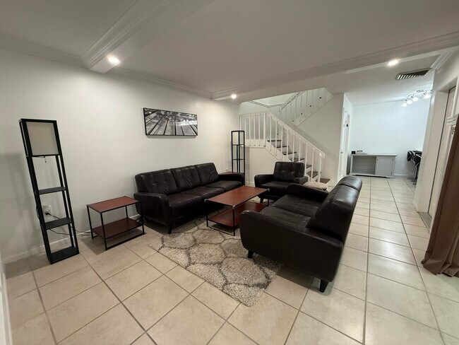 Photo - 2410 24th Ln