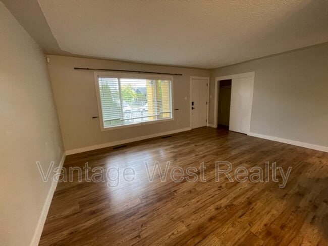 Photo - 1440 Ethel St