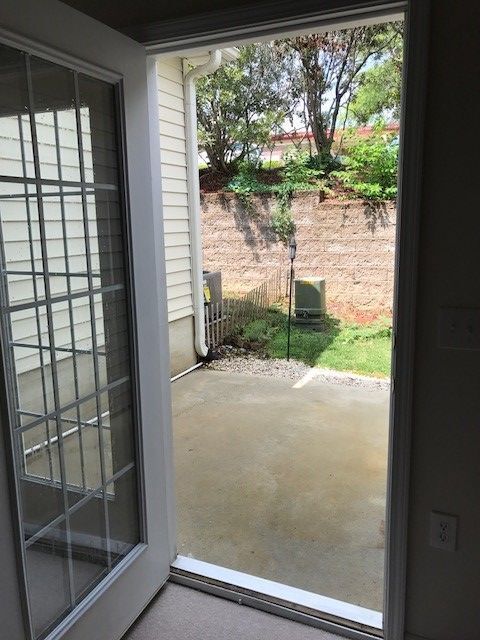 Photo - 185 Plaza Dr