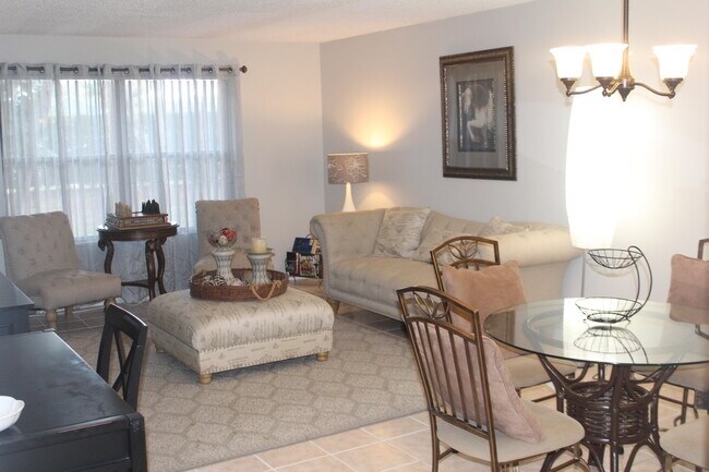Building Photo - 13115 Belhaven Ct Unit 22 Rental