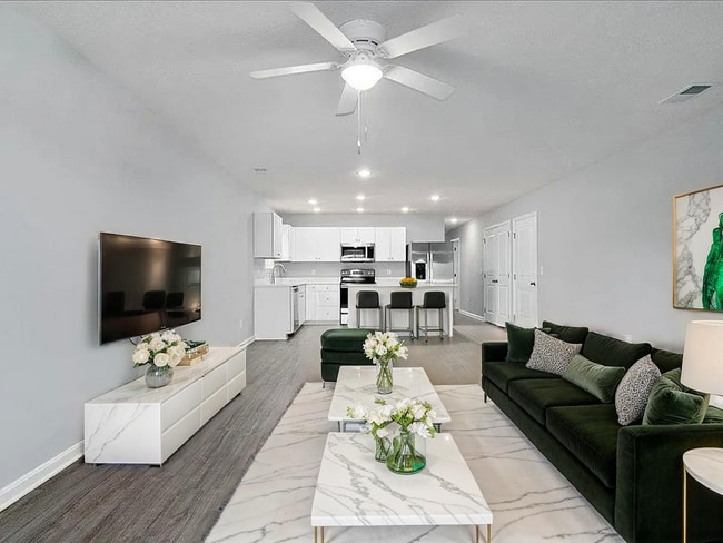 Building Photo - Circle Point Villas Rental