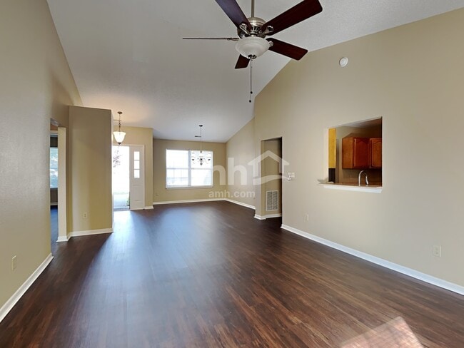 Photo - 151 E Pine Ridge Dr