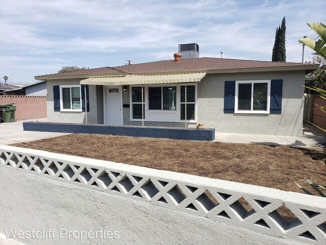 4 br, 2 bath House - 8626 Ramona Blvd - 4 br, 2 bath House - 8626 Ramona Blvd