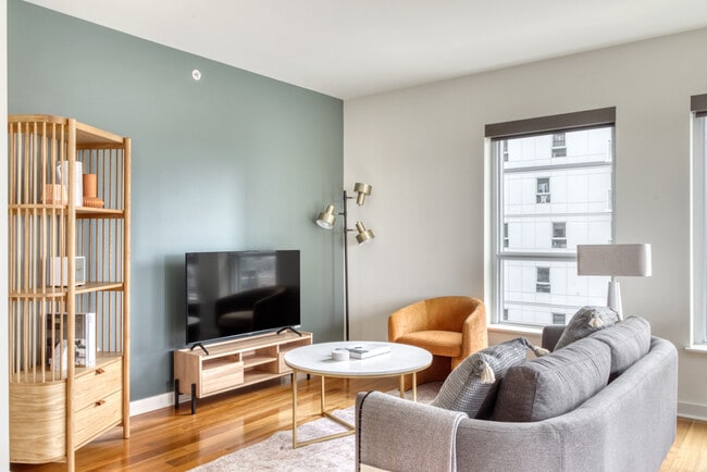 Photo - 10349 NE 10th St Unit FL6-ID3657A