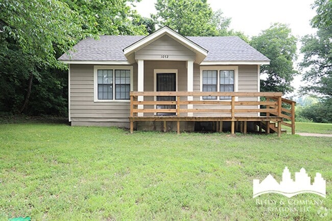 Building Photo - 1072 Walk Rd Rental