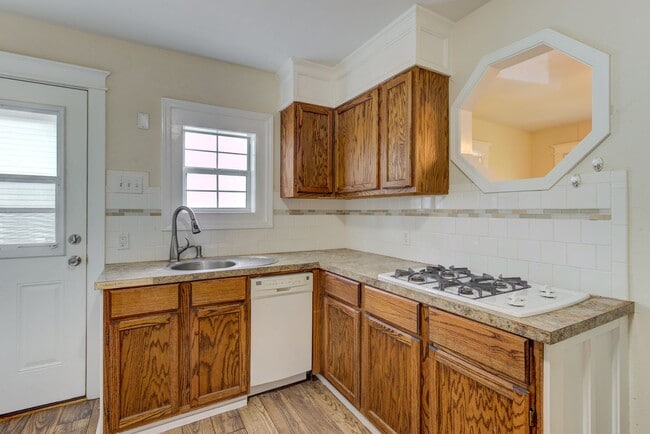 Photo - SF-007-904/906 South 20th Street Duplex Unit 904