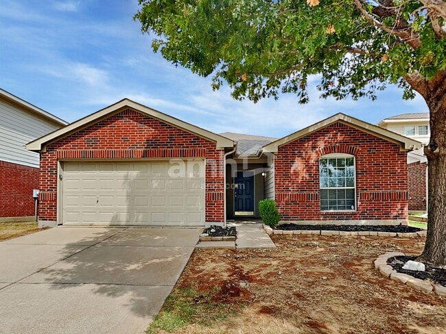 Building Photo - 9109 King Ranch Dr