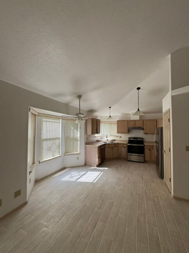 Photo - 4894 Arena Dr