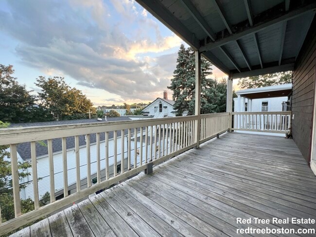 15 Romsey St Unit 3