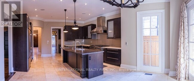 Photo - 76 De Vere Gardens