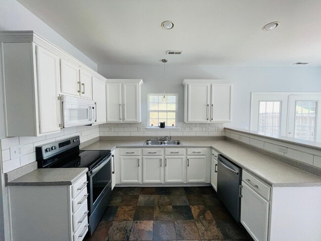 Photo - 3819 Fircrest Dr