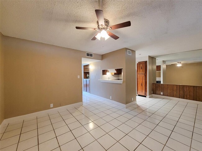 11002 Hammerly Blvd Condo Unit 163 - Condo for Rent in Houston, TX ...